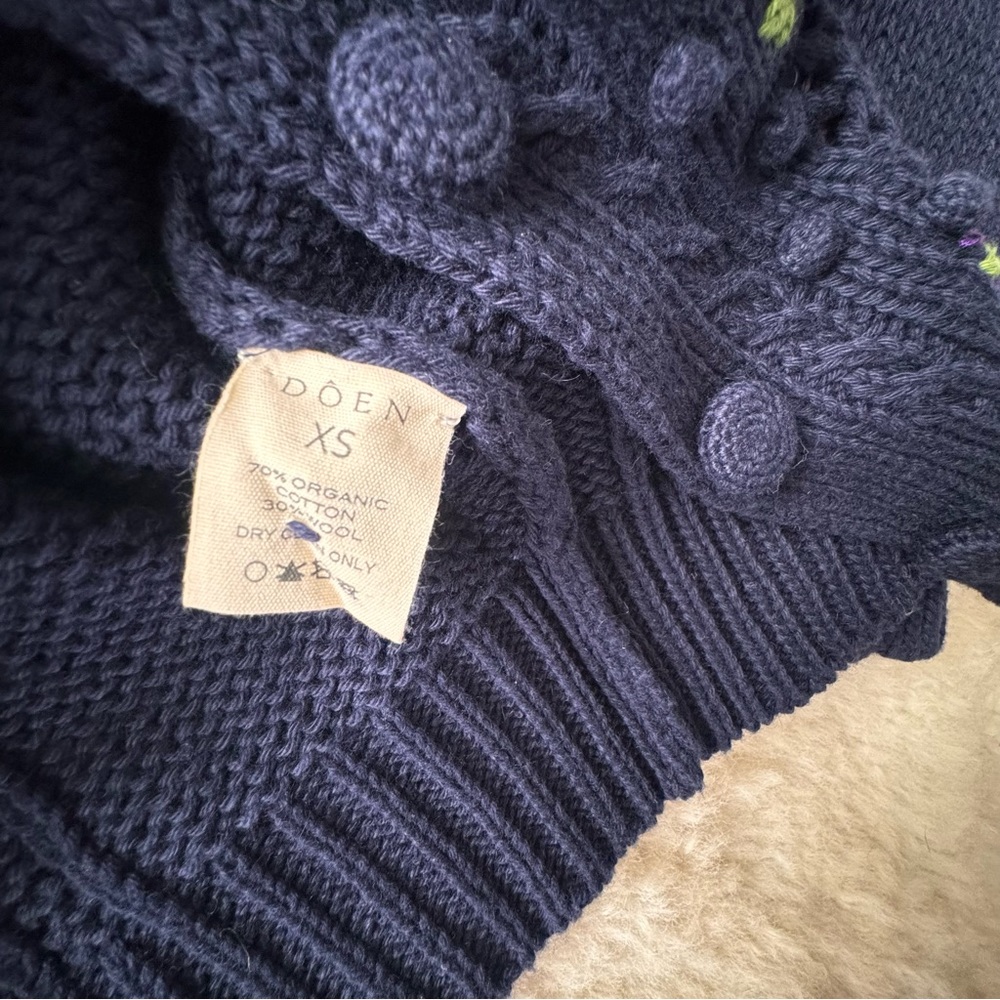✨💙DÔEN ‘Forget Me Not’ Embroidered Cable Knit Cardigan Sweater Navy XS - Picture 9 of 14